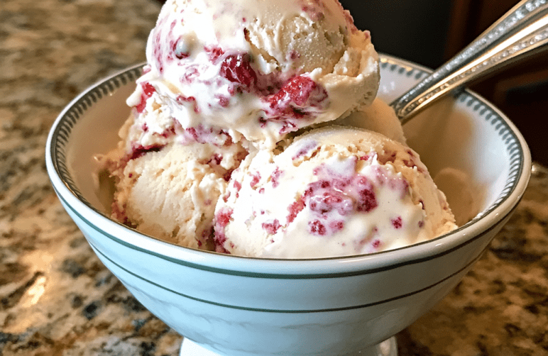 Homemade Strawberry Ice Cream