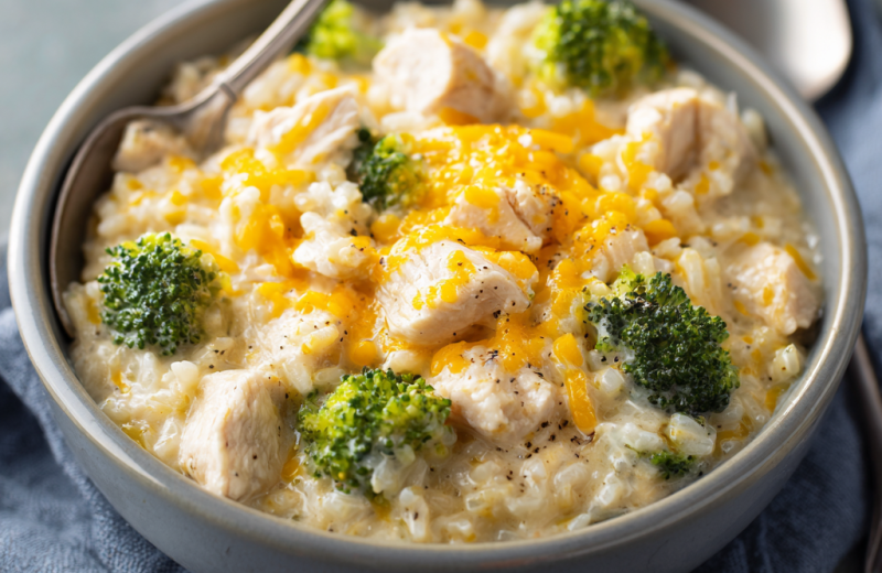Easy Crockpot Chicken and Rice