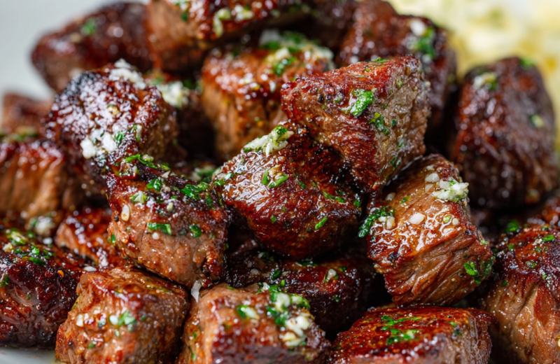 Air Fryer Garlic Butter Steak Bites