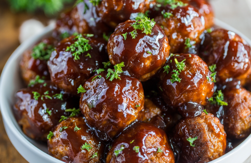 Honey BBQ Crockpot Meatballs