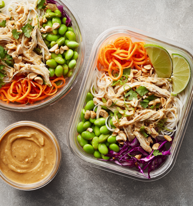 Peanut Chicken Cold Noodle Prep Bowls