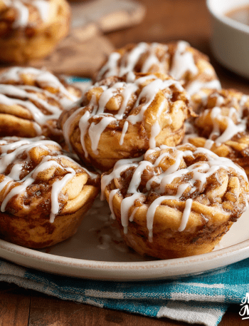 Cinnamon Roll "Puffins"