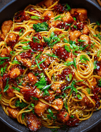 Sticky Garlic Chicken Noodles