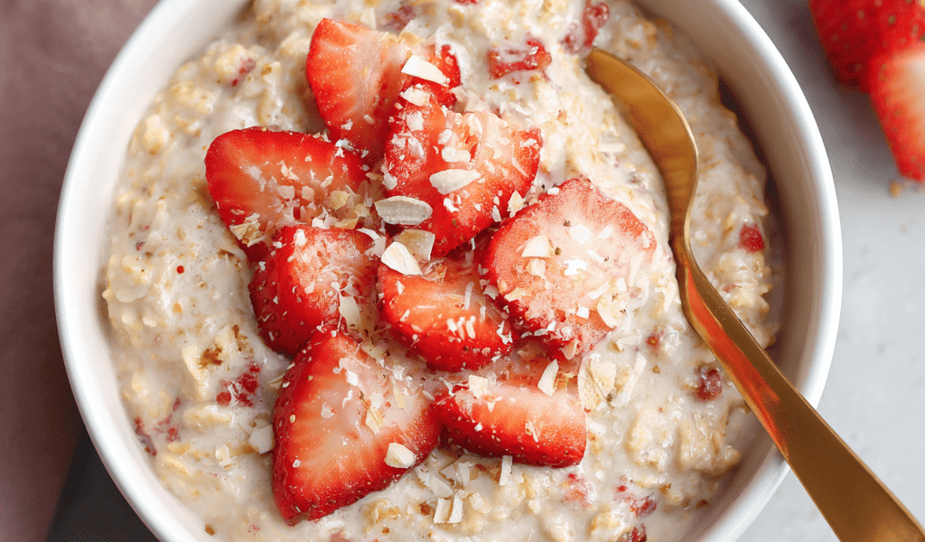 3-Minute High Protein Strawberry Vanilla Oats