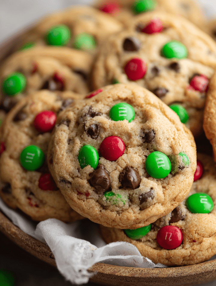M&M Christmas Cookies