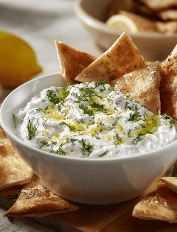 Creamy Greek Yogurt Dip with Pita Chips