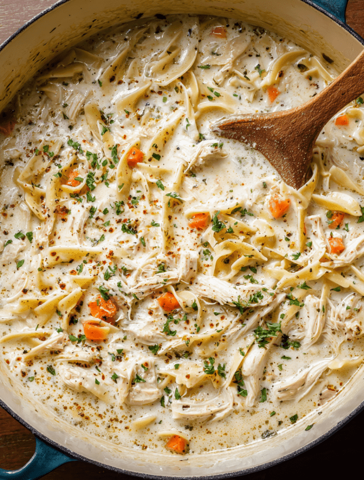 One-Pot Creamy Chicken Alfredo Soup