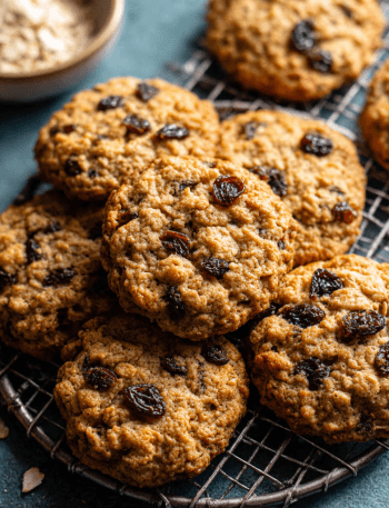 Oatmeal Raisin Cookies