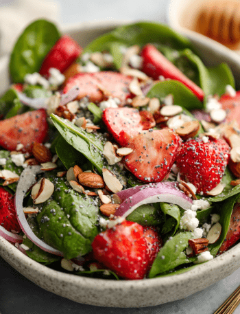 Strawberry Spinach Salad with Poppyseed Dressing
