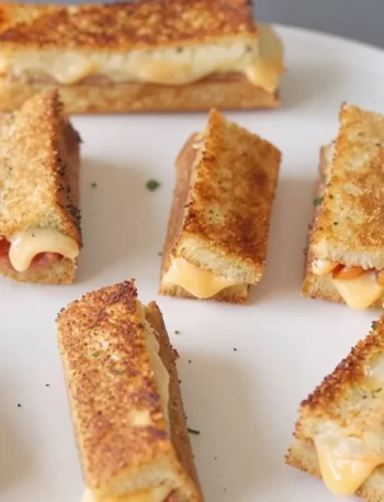 Quick Minute Grilled Cheese Roll-Ups for easy weeknight meals