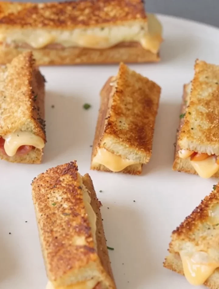 Quick Minute Grilled Cheese Roll-Ups for easy weeknight meals
